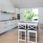 4 Star Holiday Home In Glesborg *