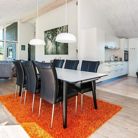 Holiday home 8 Person In *