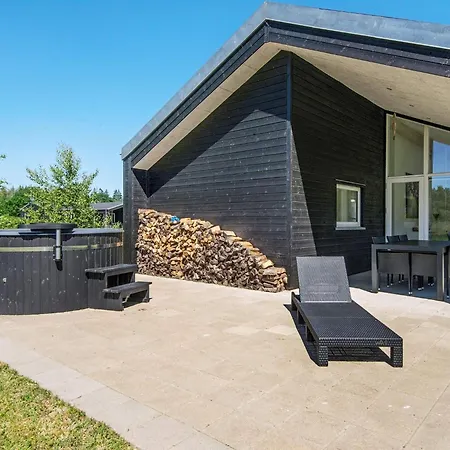 4 Star Holiday Home In Glesborg * Glesborg