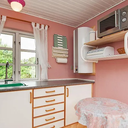 4 Star Holiday Home In Glesborg *