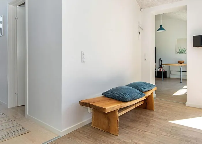 Hébergement de vacances 8 Person In *